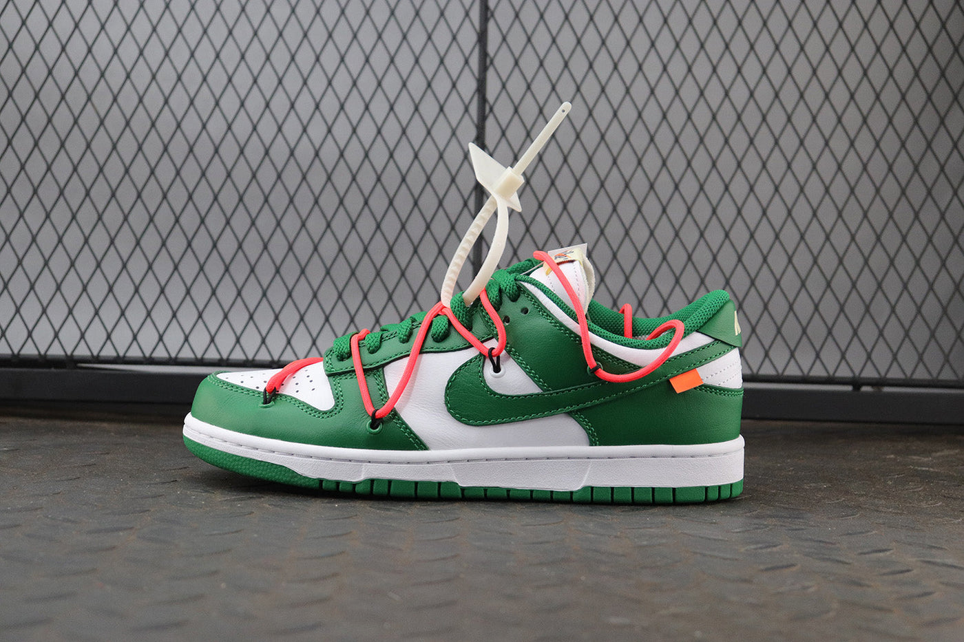 Nike Dunk Low 
