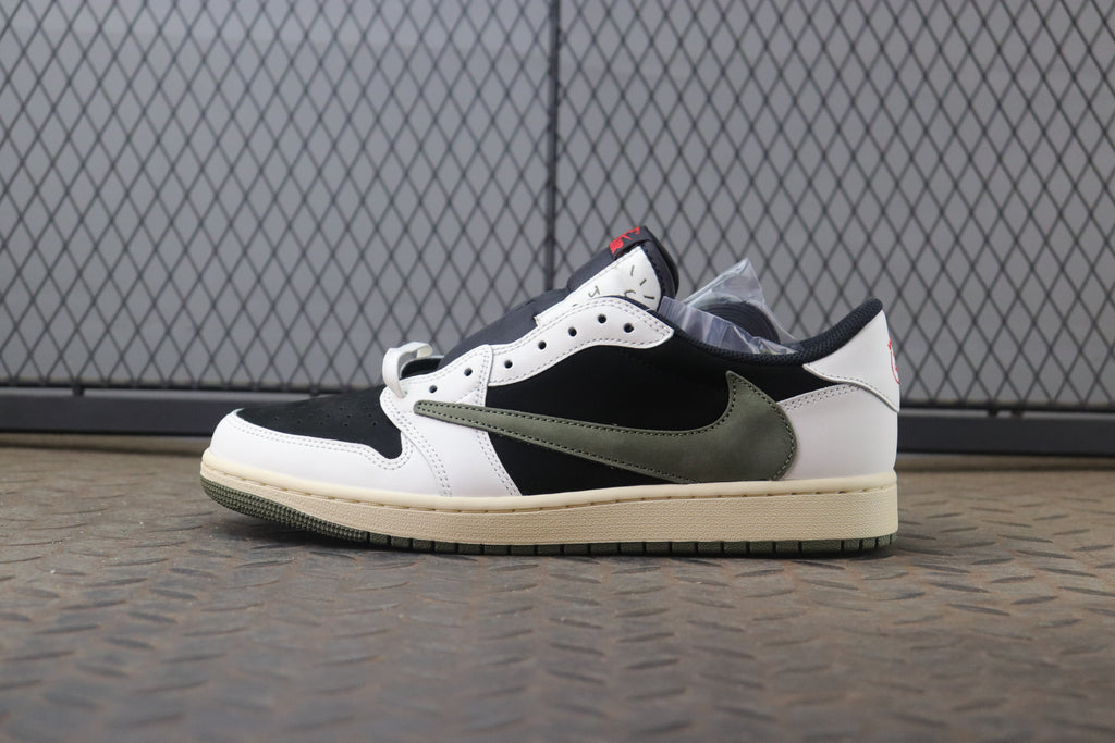 Jordan 1 Retro Low OG SP Travis Scott "Olive"