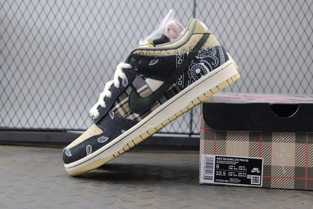 Travis Scott x Nike SB Dunk Low