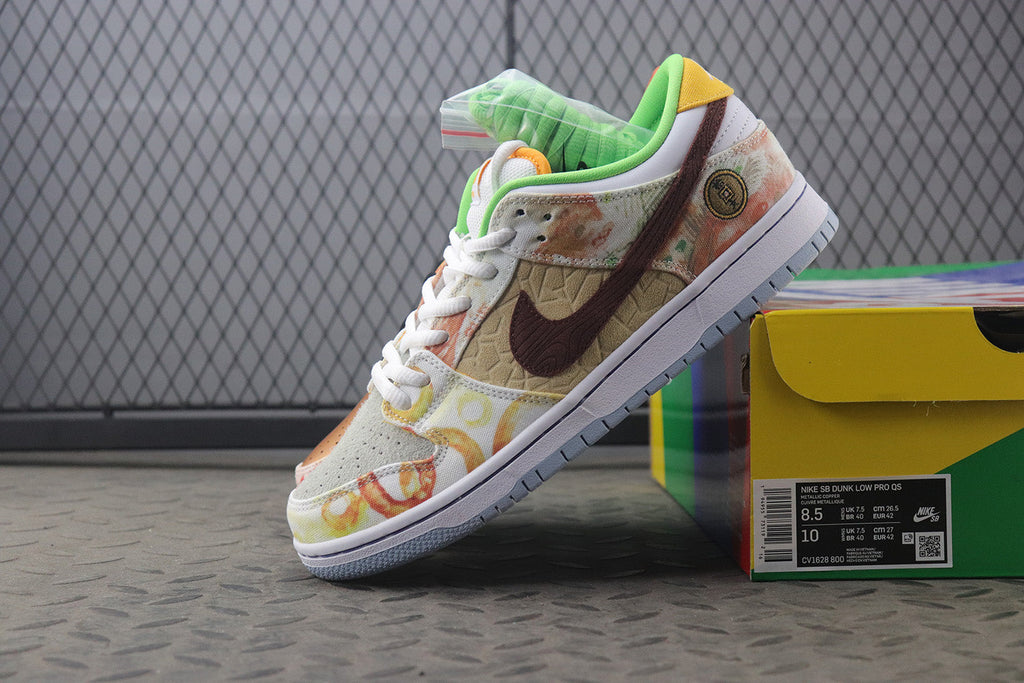 Nike SB Dunk Low CNY