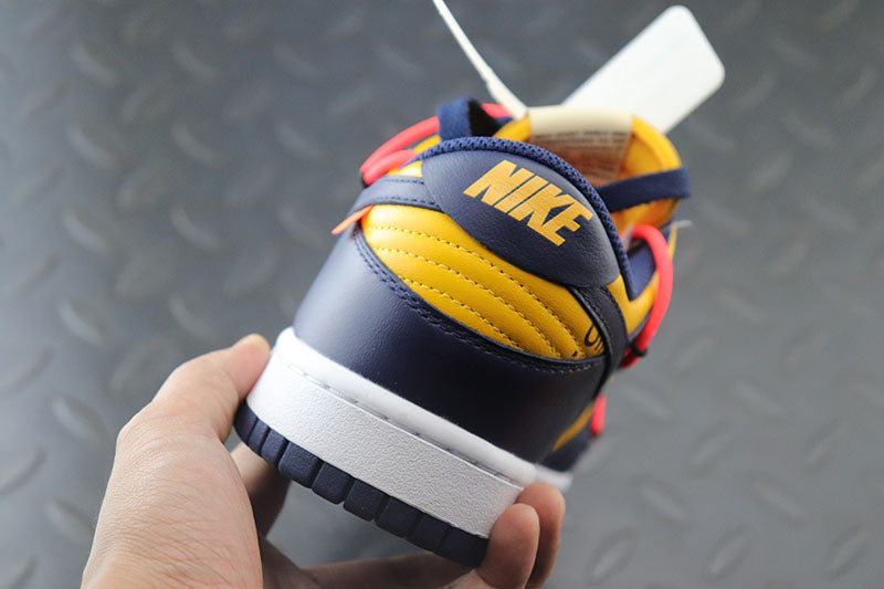 Off-White x Dunk Low